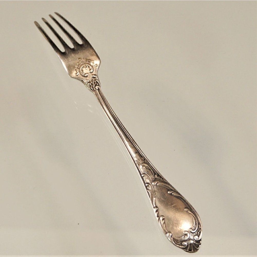 Antique Fork Silverplate Non US Unidentified Pattern Maker - Picture 9 of 11